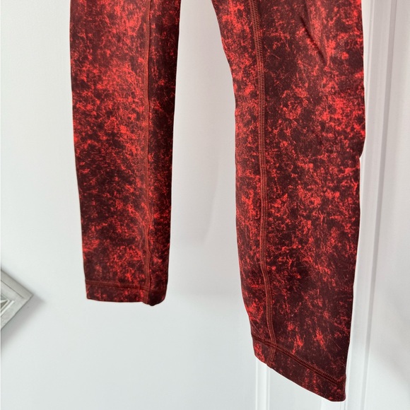 SOLD: LULULEMON 🍋 Wunder Train Cropped Leggings - Picture 5 of 10